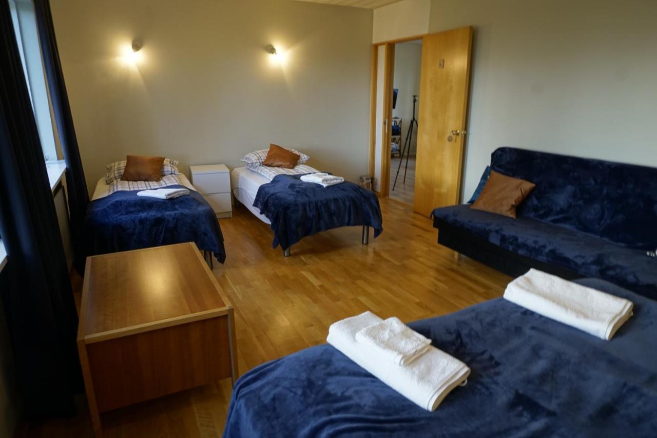 Hlidarbol Apartments Hlitharendi Esterno foto